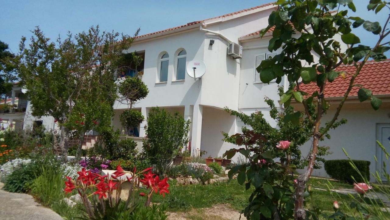 Apartman La Maison 자다르 외부 사진