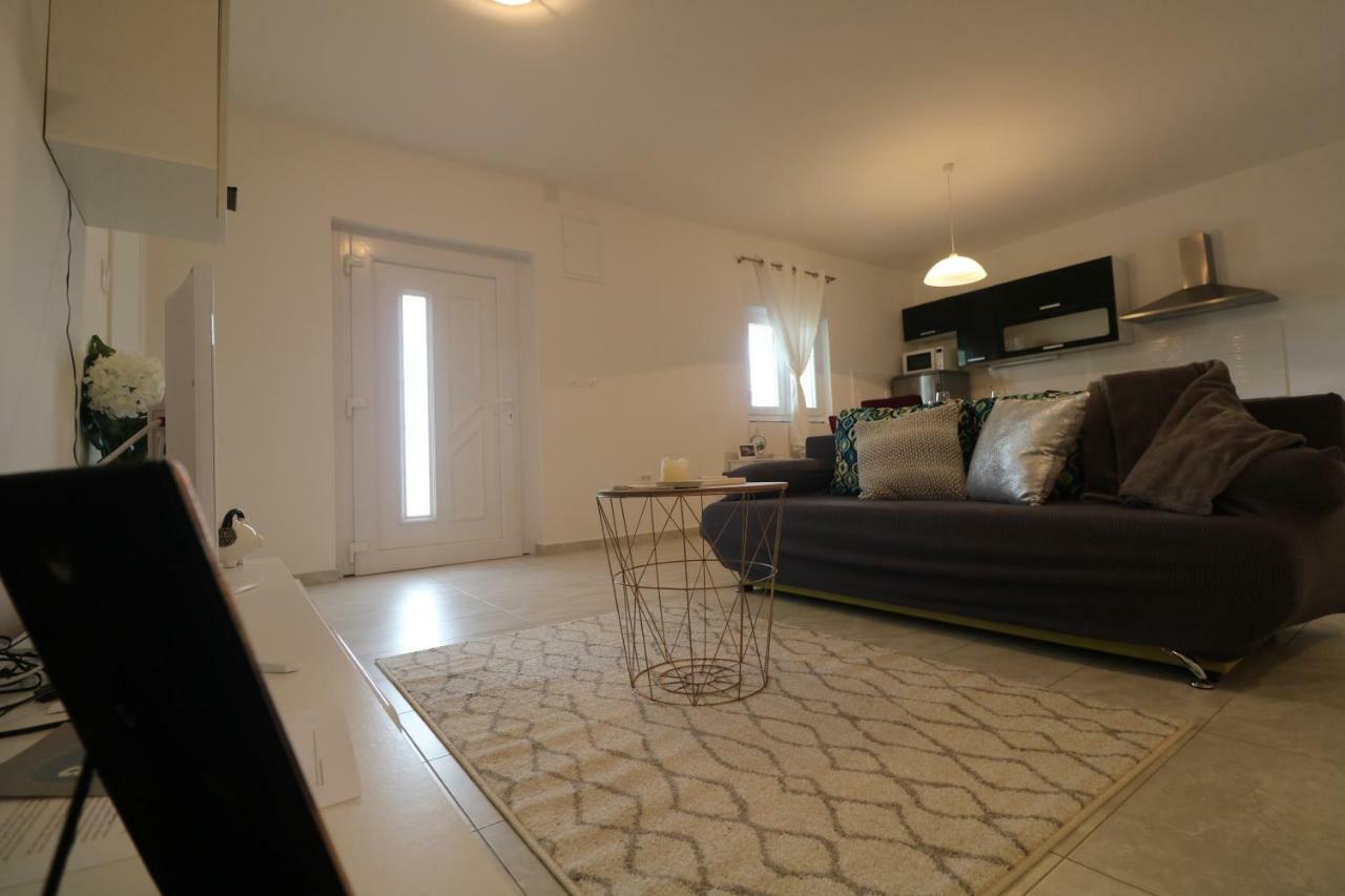 Apartman La Maison 자다르 외부 사진